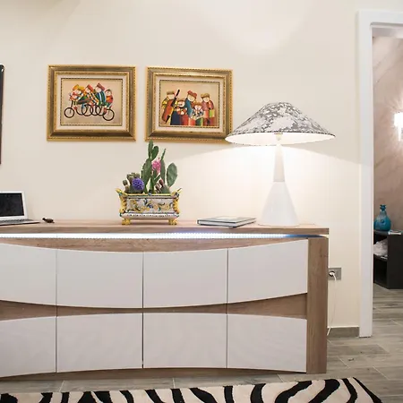 Gio Gala Relais アパート ミラッツォ