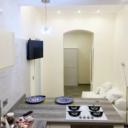 Gio Gala Relais アパート ミラッツォ